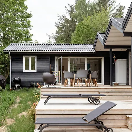 Architect-designed With Outdoor Space *