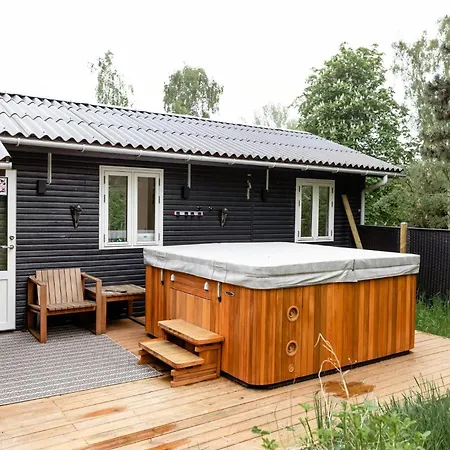 Architect-designed With Outdoor Space Prázdninový dům
